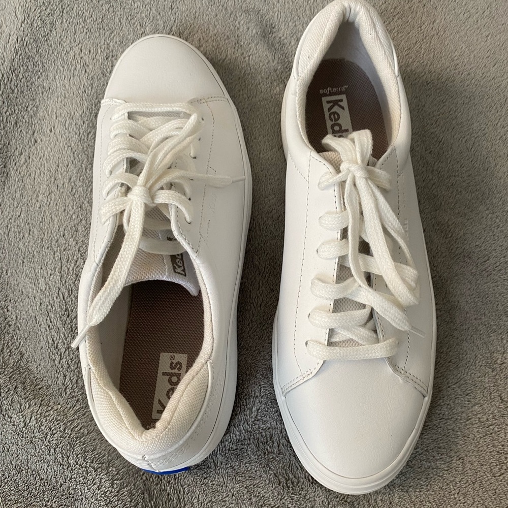 Keds - Picture 2 of 4
